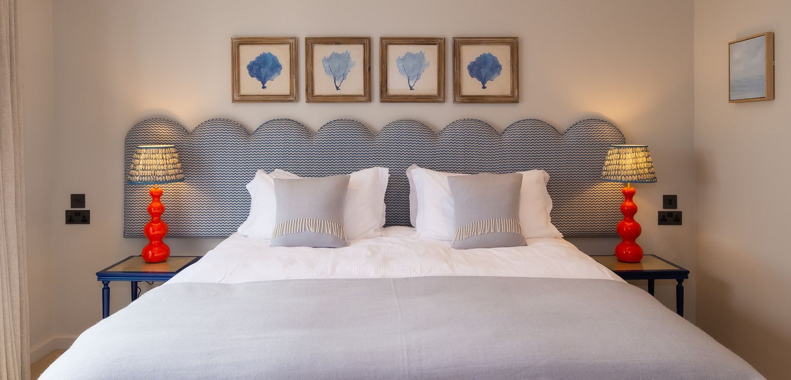 Oyster House Pub & Boutique Hotel in Mumbles, Swansea Bay